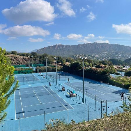 Agay Cap Esterel Village Allee Fleurs - F2 Clim Vue Golf Et Mer - Grande Terrasse Plein Sud Saint-Raphaël Екстериор снимка