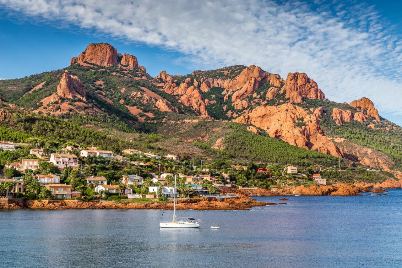 Agay Cap Esterel Village Allee Fleurs - F2 Clim Vue Golf Et Mer - Grande Terrasse Plein Sud Saint-Raphaël Екстериор снимка