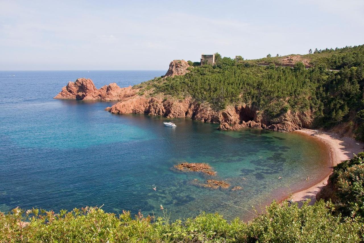 Agay Cap Esterel Village Allee Fleurs - F2 Clim Vue Golf Et Mer - Grande Terrasse Plein Sud Saint-Raphaël Екстериор снимка
