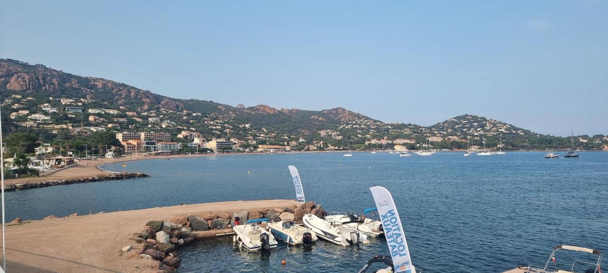 Agay Cap Esterel Village Allee Fleurs - F2 Clim Vue Golf Et Mer - Grande Terrasse Plein Sud Saint-Raphaël Екстериор снимка
