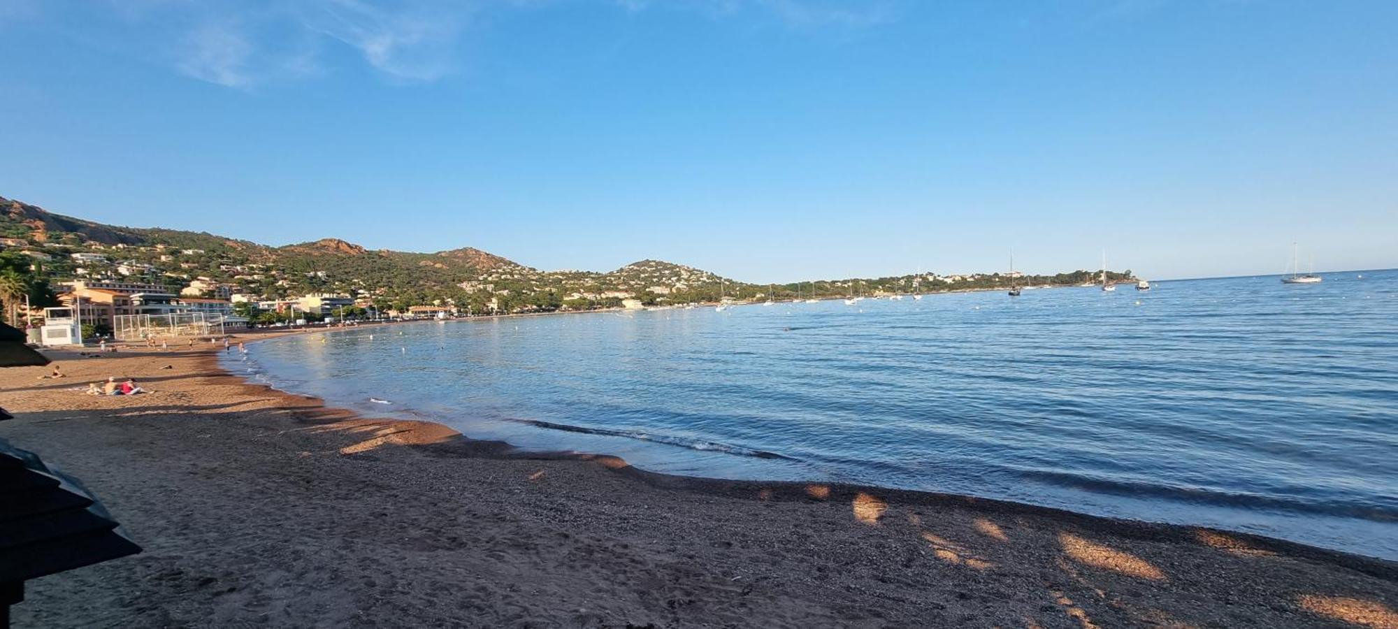 Agay Cap Esterel Village Allee Fleurs - F2 Clim Vue Golf Et Mer - Grande Terrasse Plein Sud Saint-Raphaël Екстериор снимка
