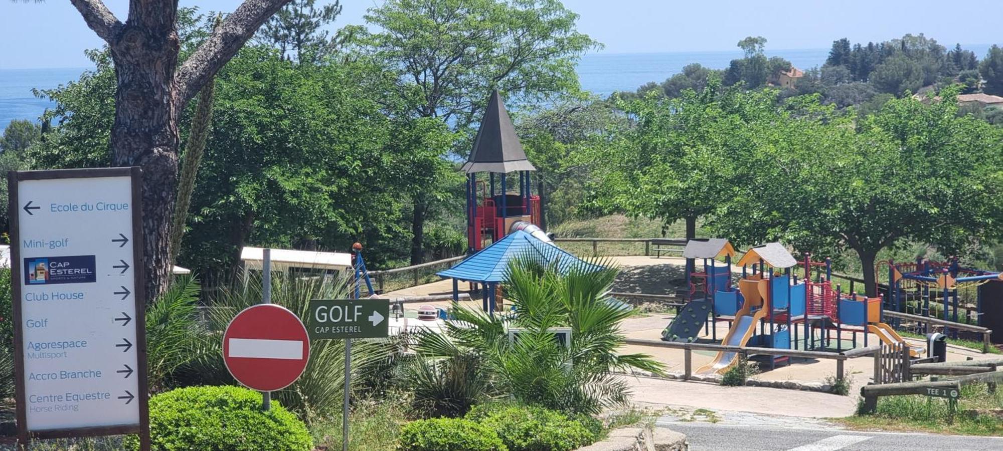 Agay Cap Esterel Village Allee Fleurs - F2 Clim Vue Golf Et Mer - Grande Terrasse Plein Sud Saint-Raphaël Екстериор снимка