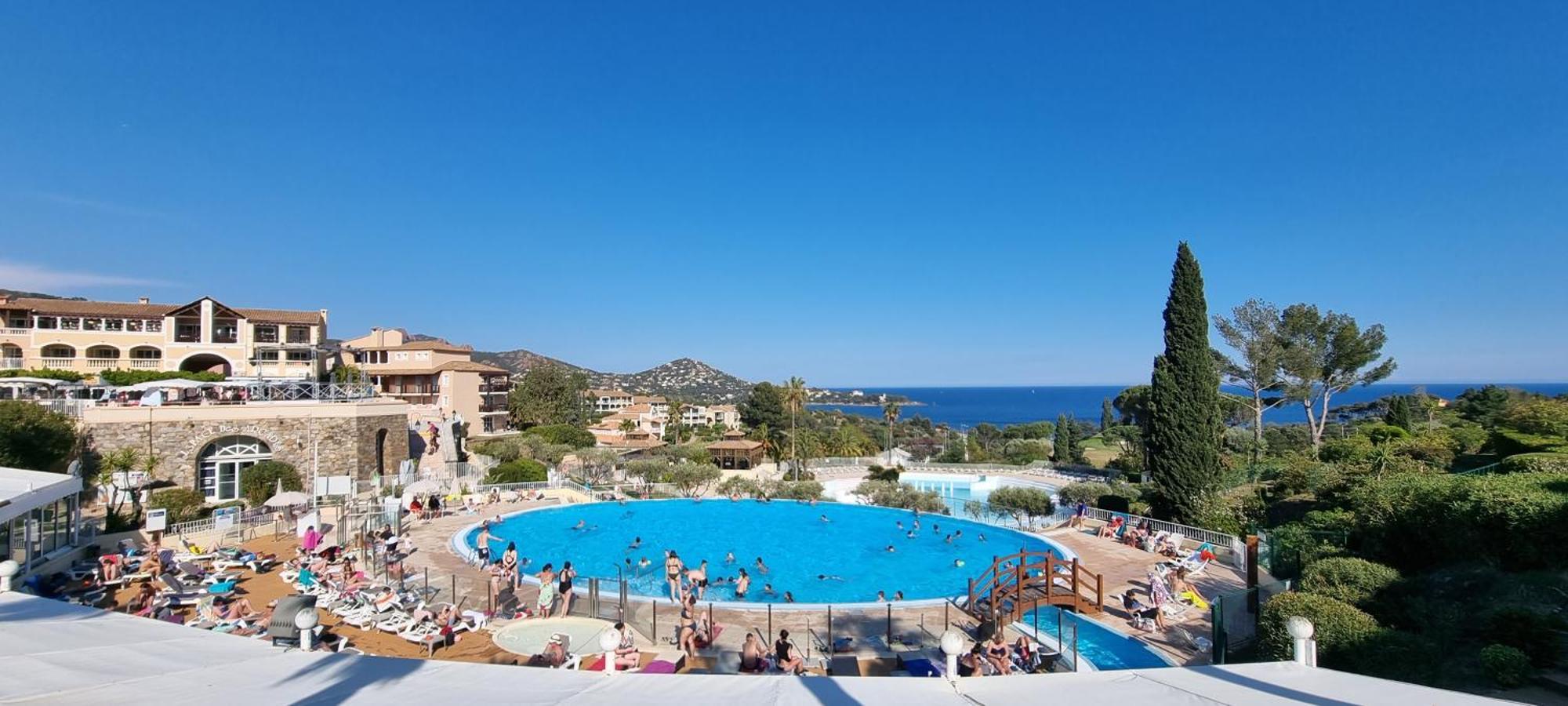 Agay Cap Esterel Village Allee Fleurs - F2 Clim Vue Golf Et Mer - Grande Terrasse Plein Sud Saint-Raphaël Екстериор снимка