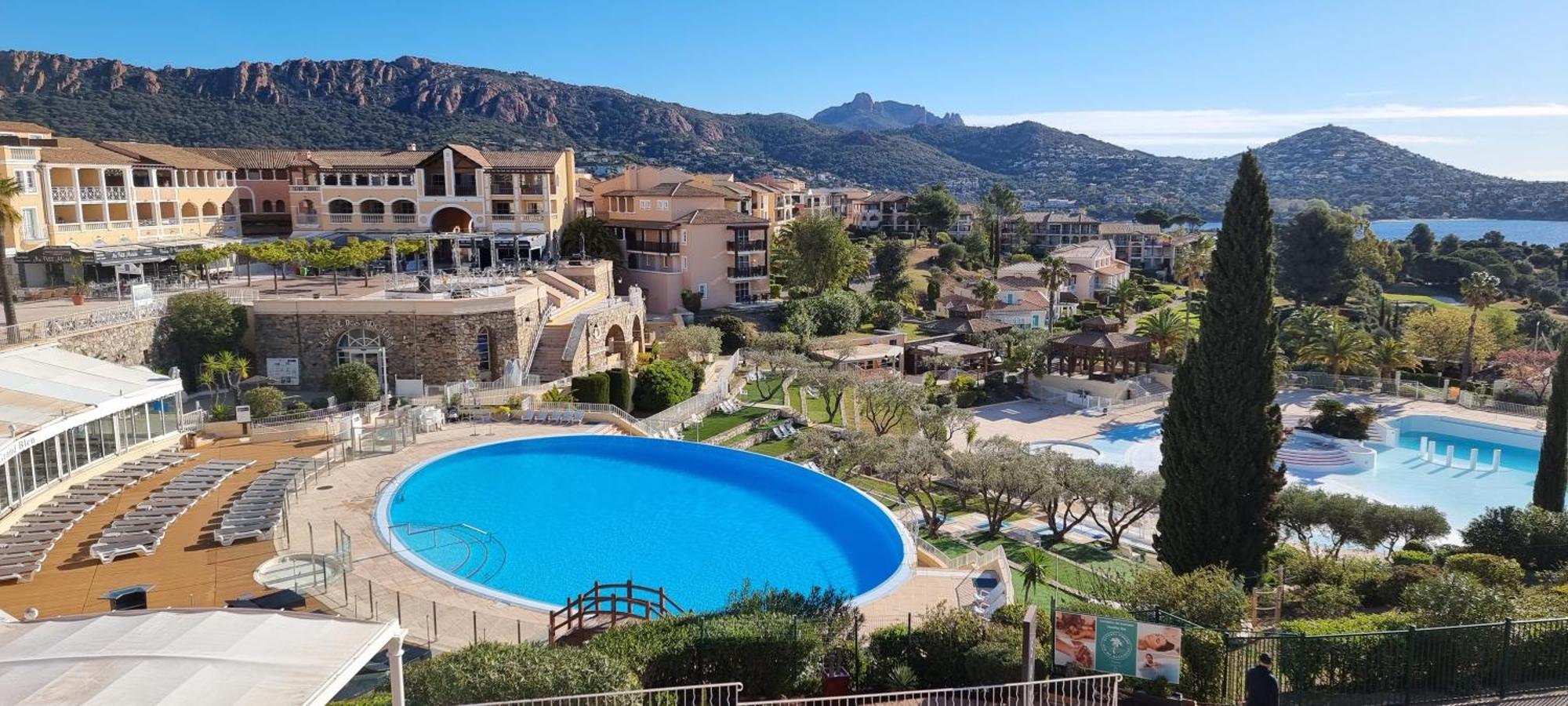 Agay Cap Esterel Village Allee Fleurs - F2 Clim Vue Golf Et Mer - Grande Terrasse Plein Sud Saint-Raphaël Екстериор снимка
