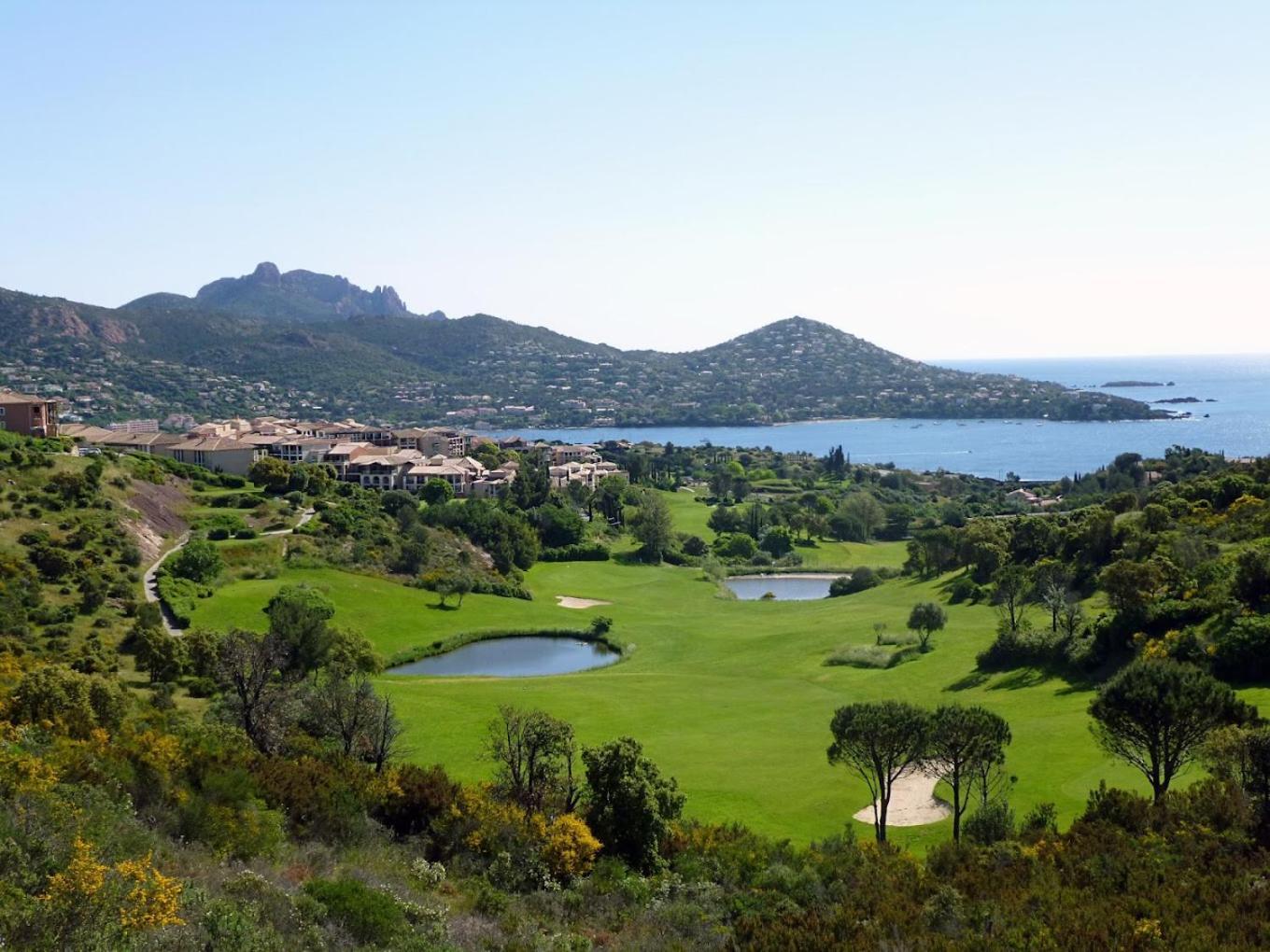 Agay Cap Esterel Village Allee Fleurs - F2 Clim Vue Golf Et Mer - Grande Terrasse Plein Sud Saint-Raphaël Екстериор снимка